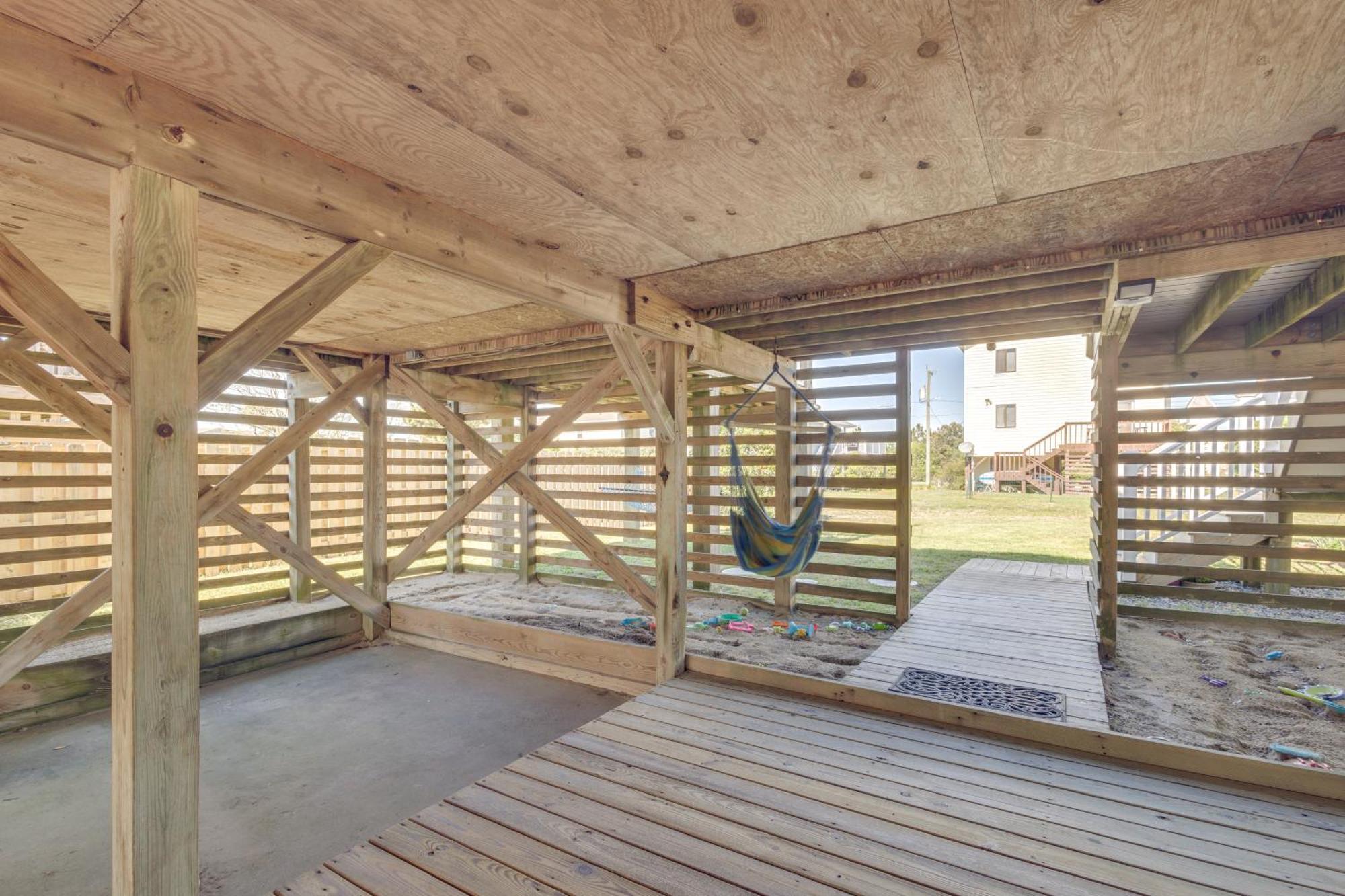 Coastal Home With Deck And Outdoor Shower キルデビルヒルズ エクステリア 写真